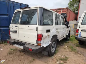 Neuf Toyota Land Cruiser 79 Series 2025 Blanc