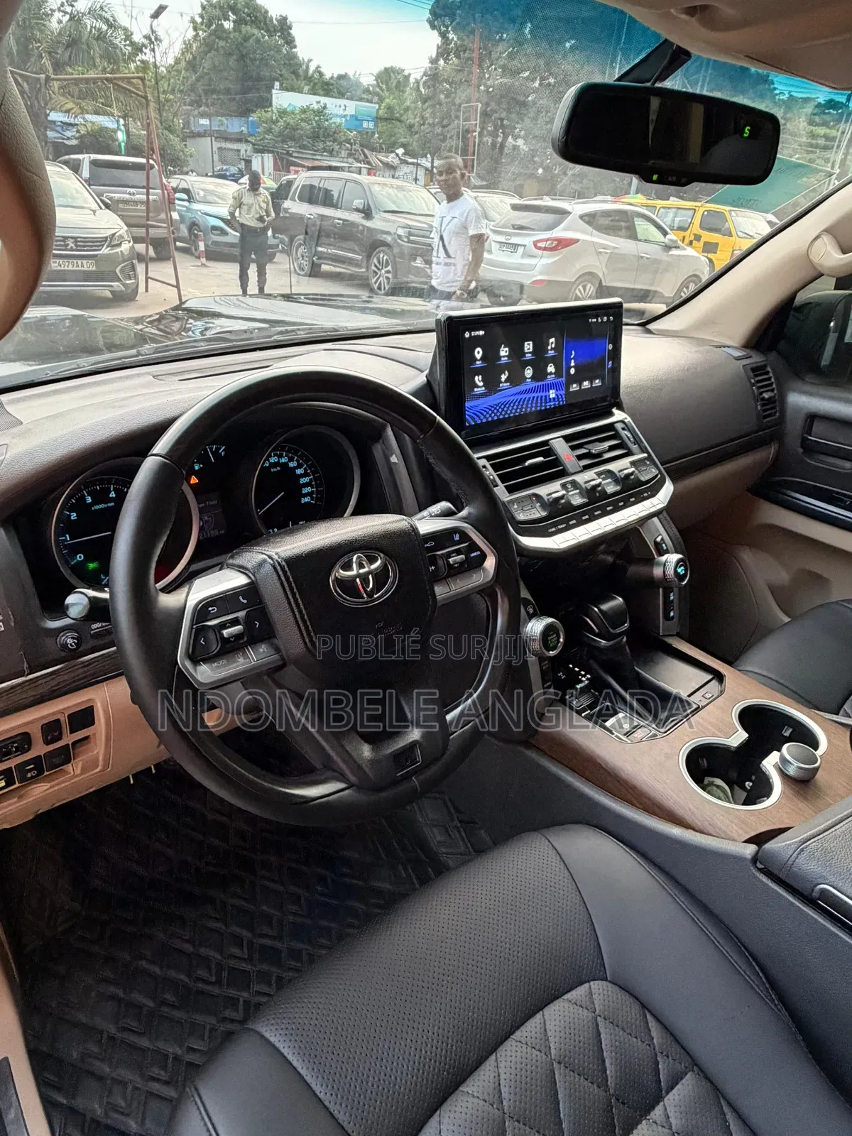 Neuf Toyota Land Cruiser 76 Series 2023 Ivoire