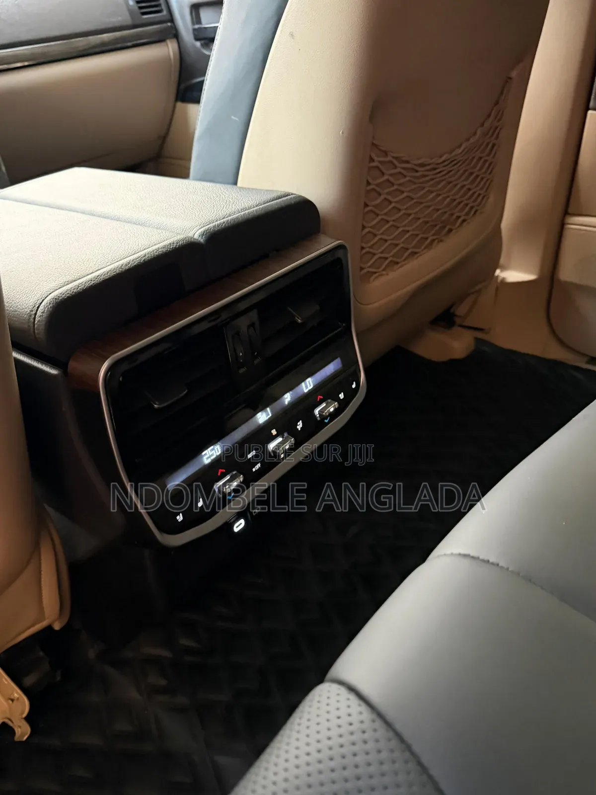 Neuf Toyota Land Cruiser 76 Series 2023 Ivoire
