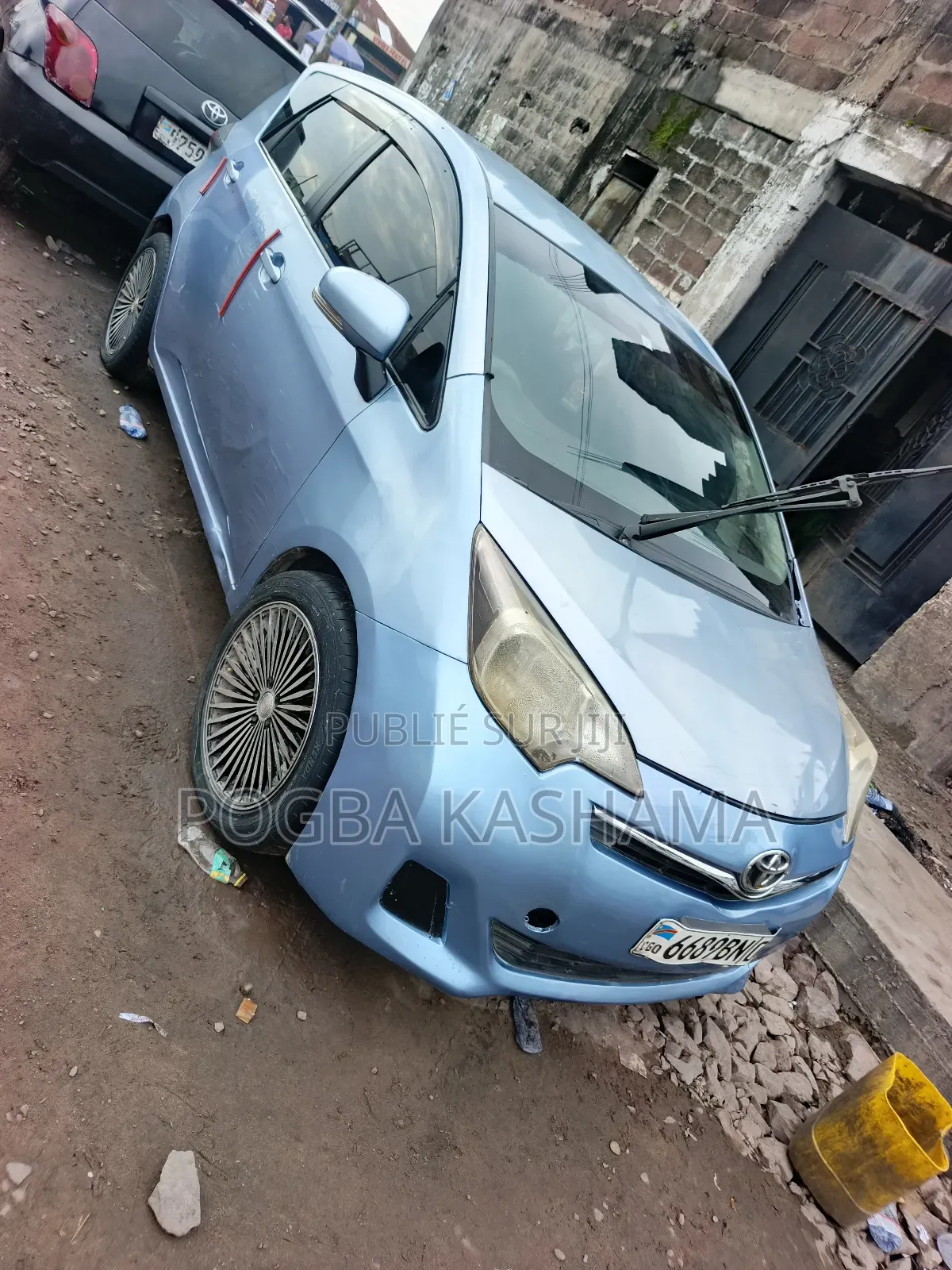 Toyota Ractis 1.5 AWD 2011 Bleu