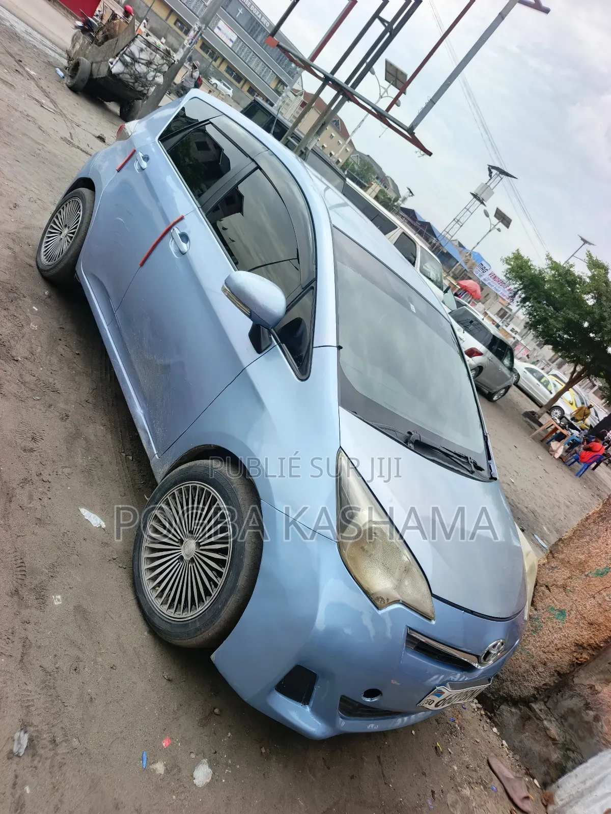 Toyota Ractis 1.5 AWD 2011 Bleu