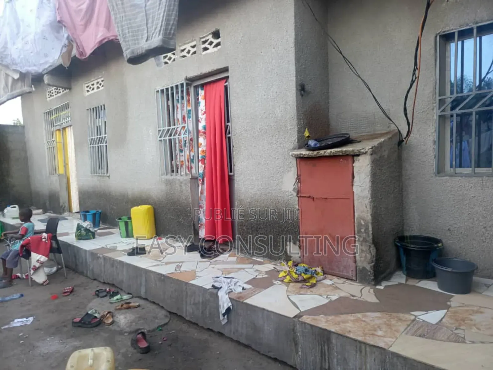 3chbre Villa dans Terre Jaune, Nsele à Vendre