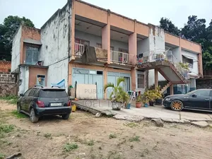 9chbre Villa dans Empire Supreme, Ngaliema à Vendre