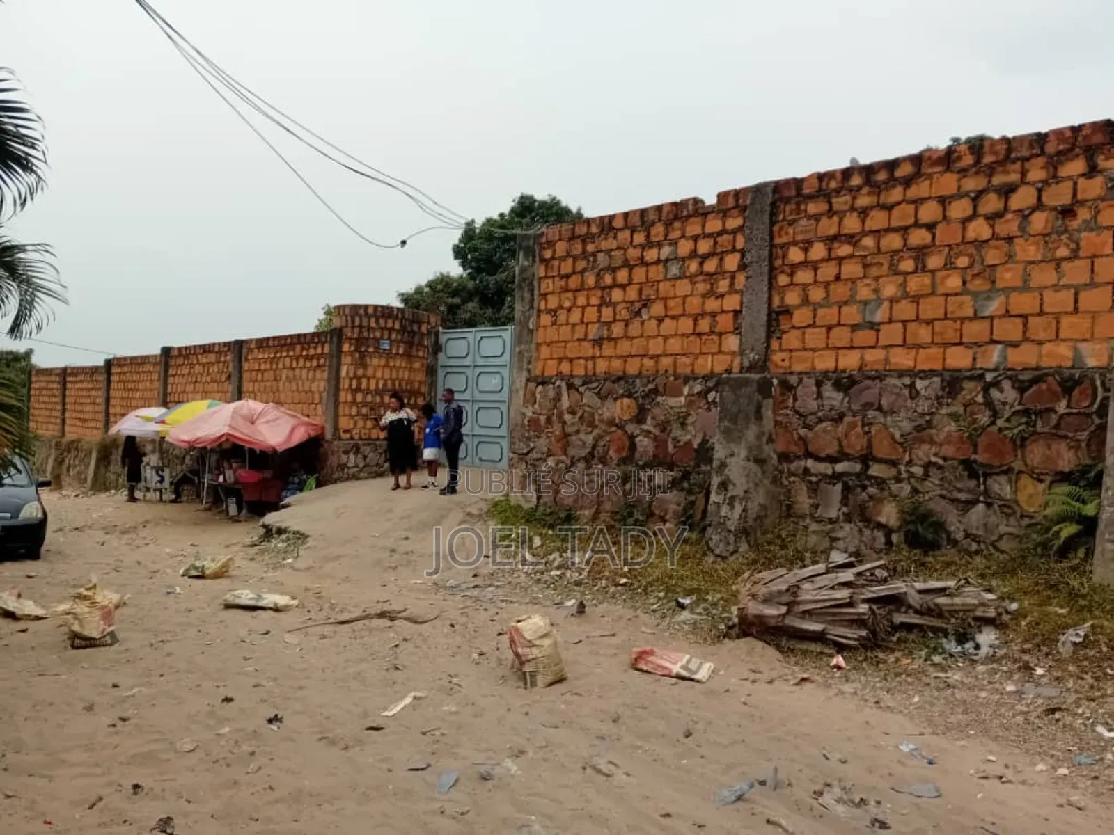 9chbre Villa dans Empire Supreme, Ngaliema à Vendre