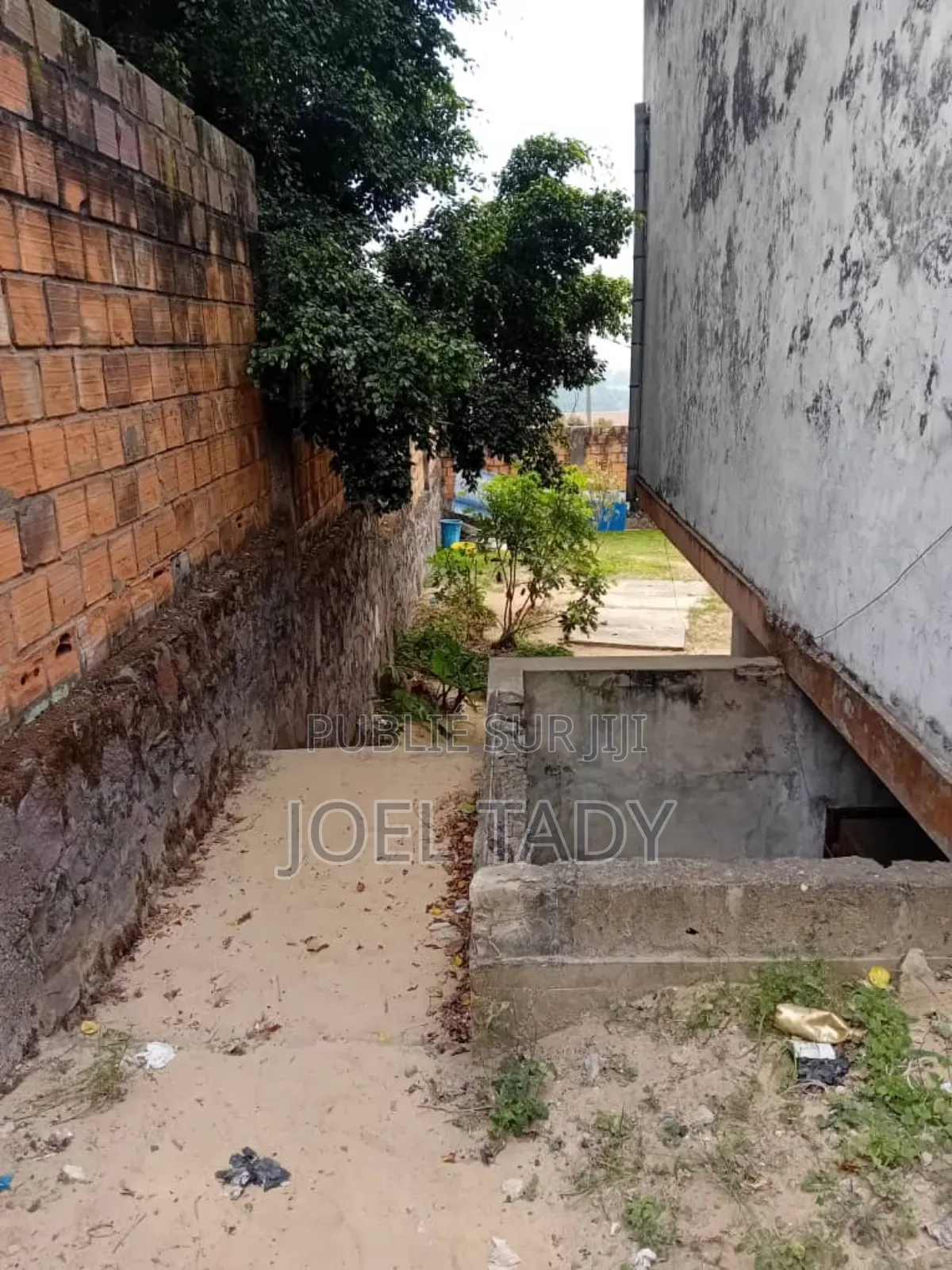 9chbre Villa dans Empire Supreme, Ngaliema à Vendre