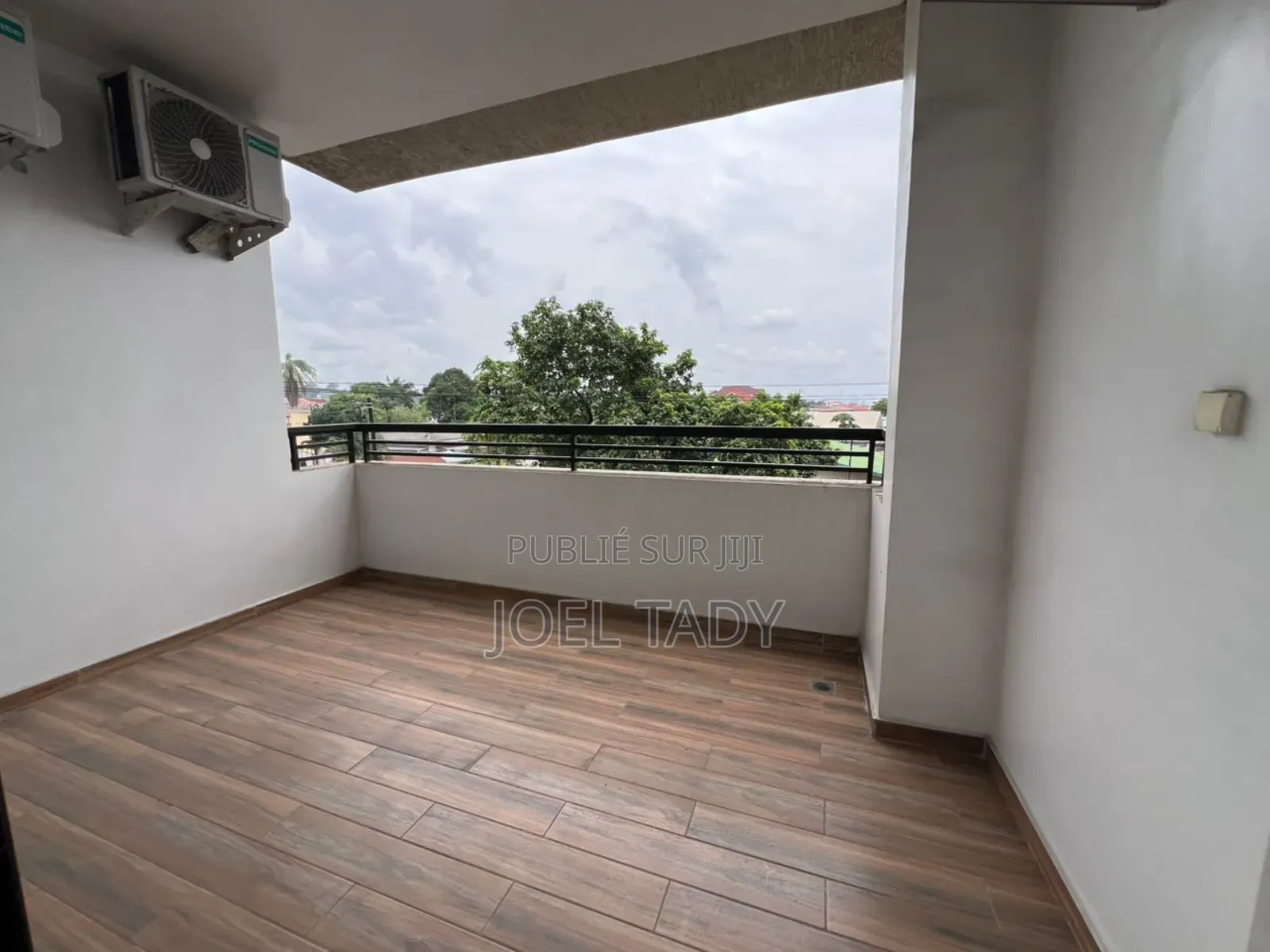 3chbre Appartement dans Empire Supreme, Ngaliema à Louer