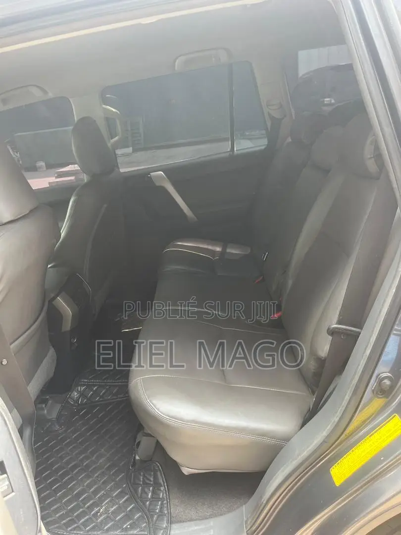 Toyota Land Cruiser Prado 2020 Argenté