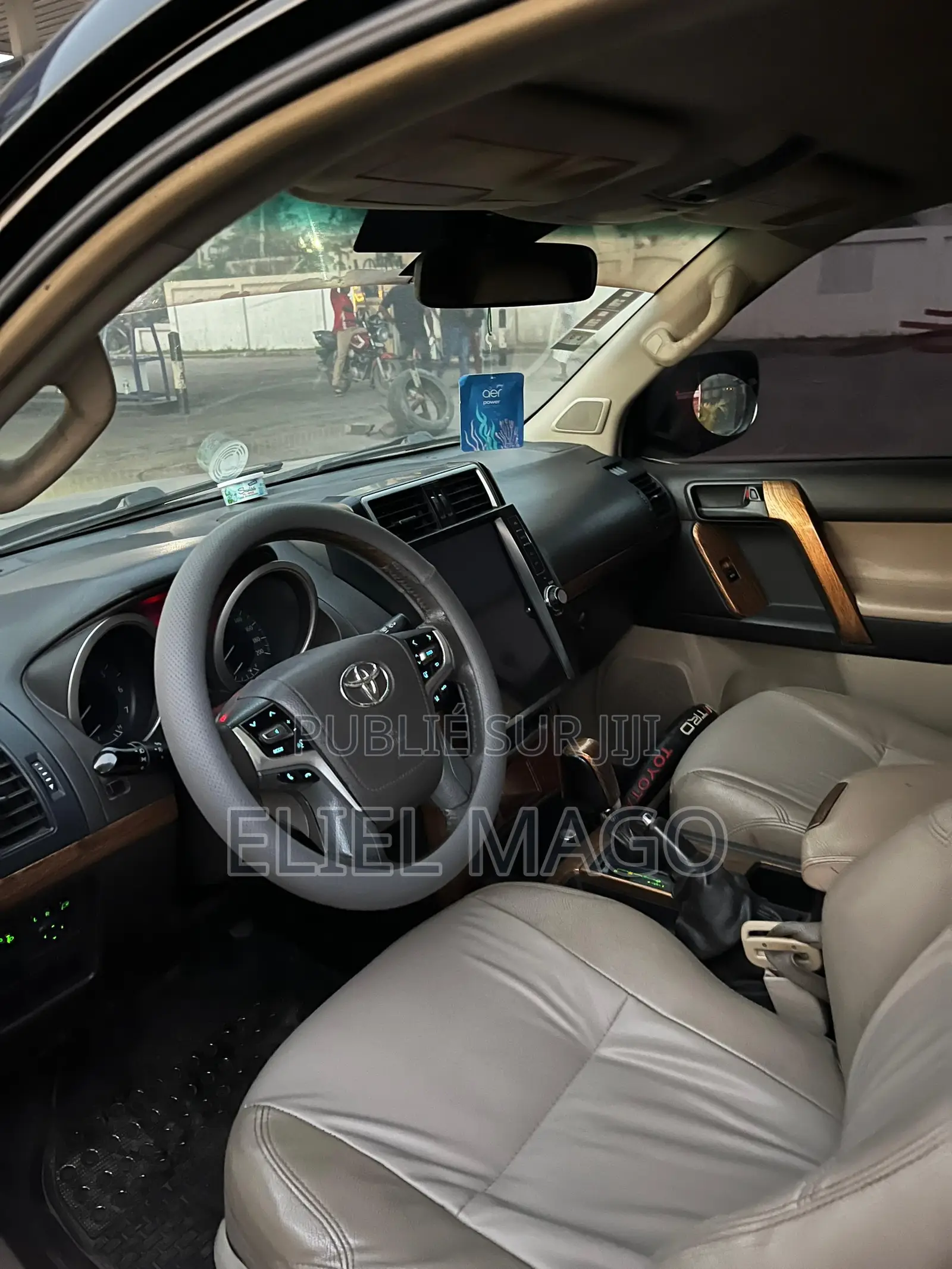 Toyota Land Cruiser Prado 2015 Black