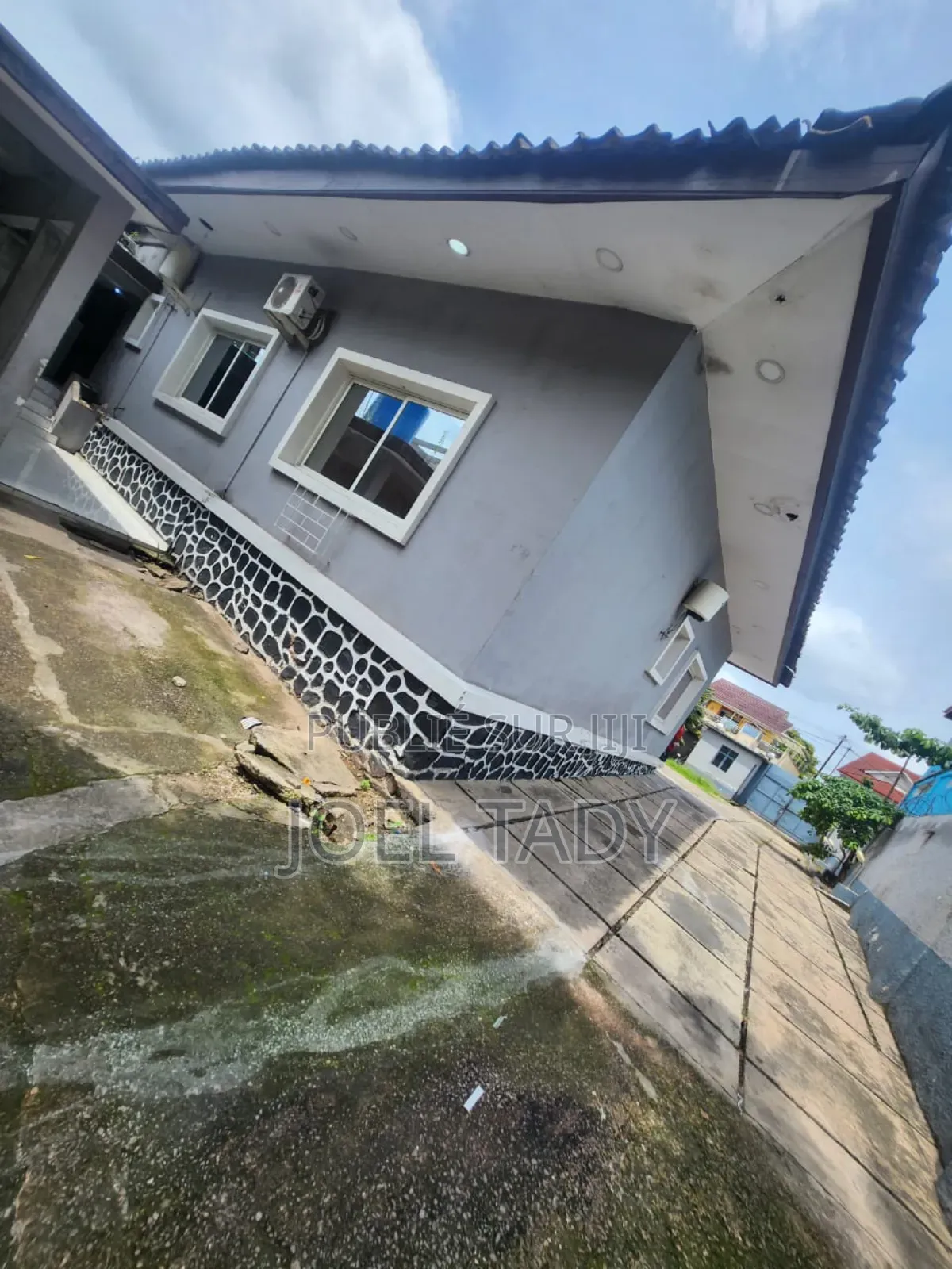 3chbre Villa dans Empire Supreme, Ngaliema à Vendre