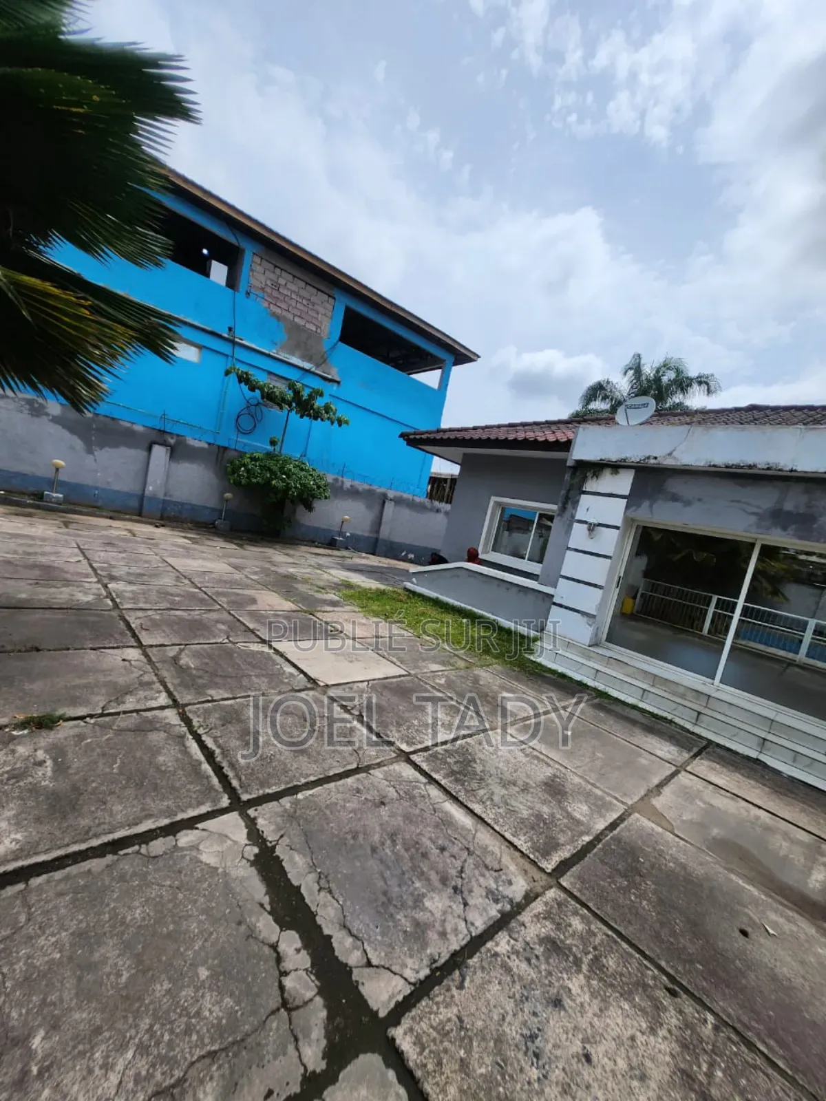 3chbre Villa dans Empire Supreme, Ngaliema à Vendre