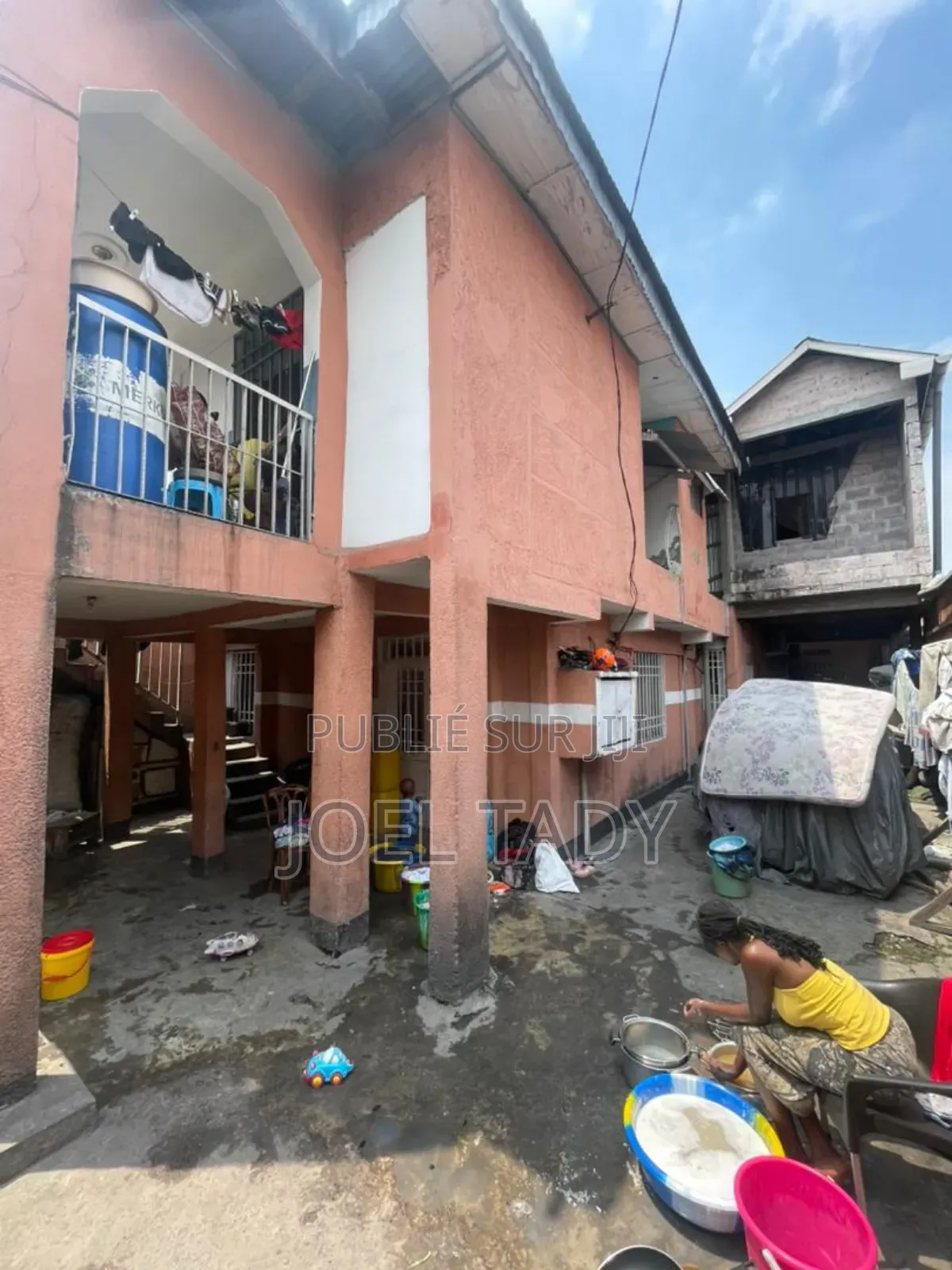 3chbre Blocs d'appartements dans Empire Supreme, Limete à Vendre