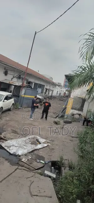 11chbre Maison de ville/terrasse dans Empire Supreme, Limete à Vendre