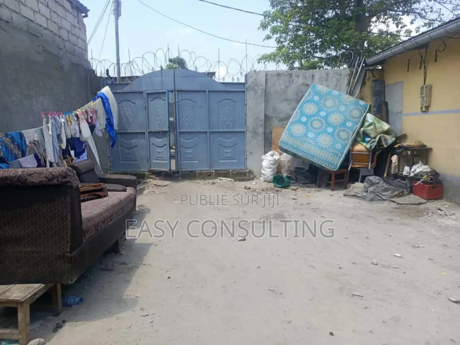 3chbre Villa dans Efobank, Nsele à Vendre