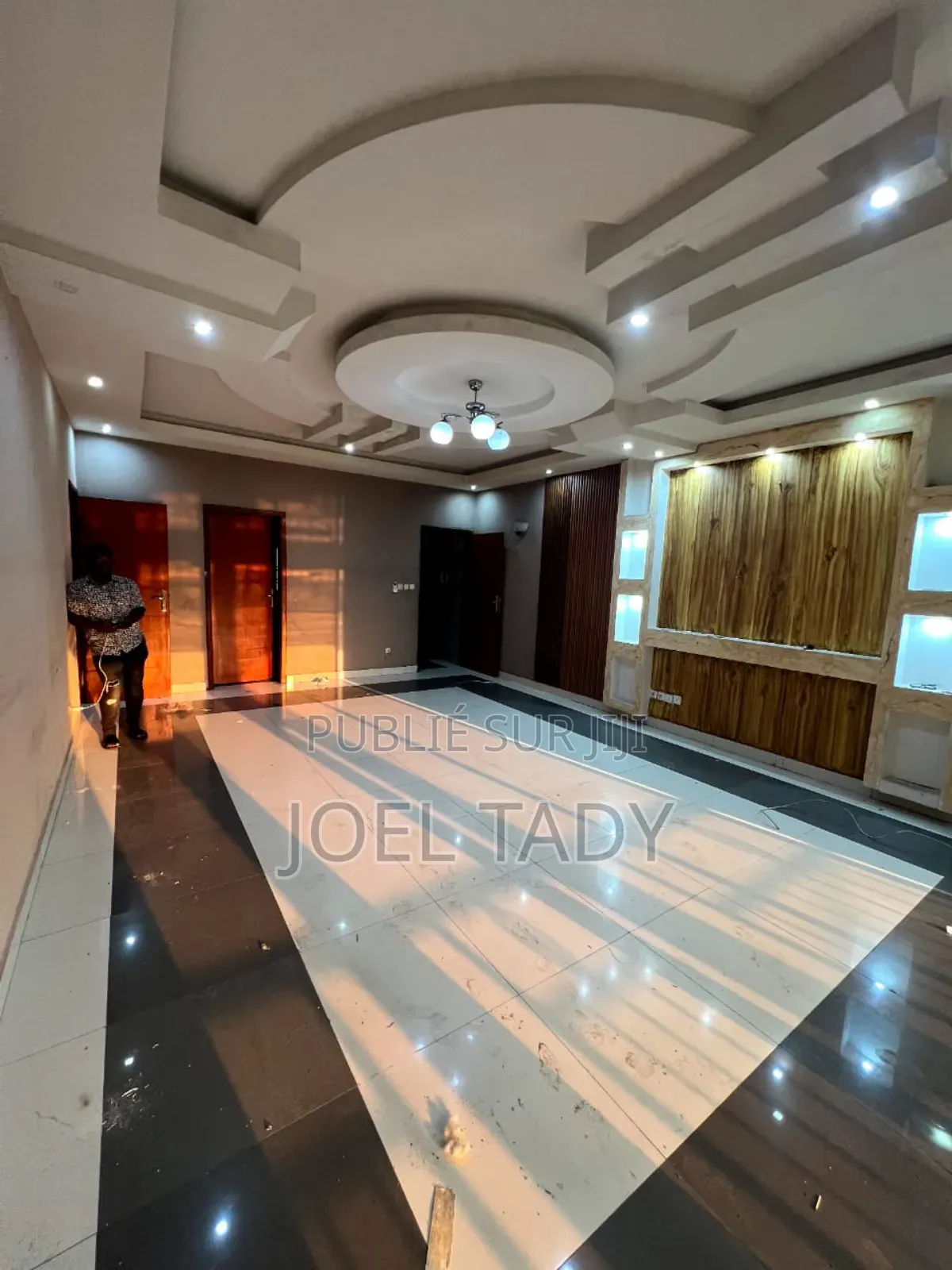 16chbre Blocs d'appartements dans Empire Supreme, Limete à Vendre