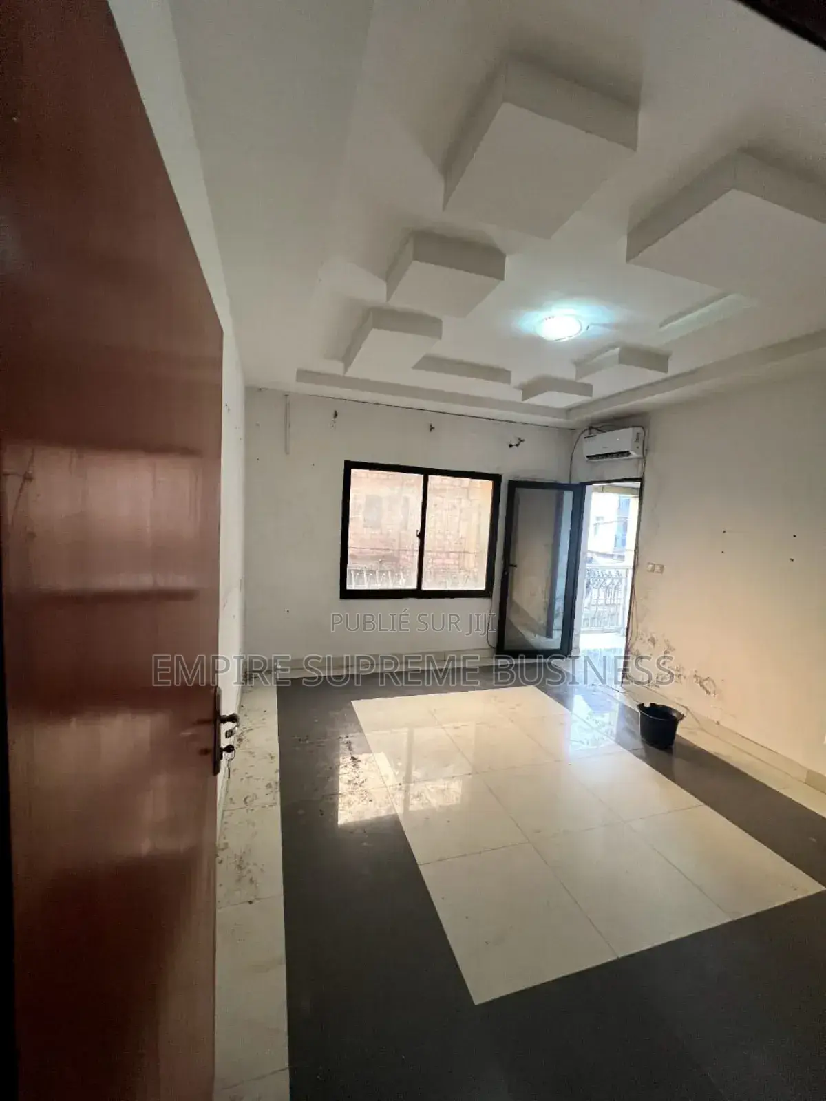 16chbre Blocs d'appartements dans Empire Supreme, Limete à Vendre