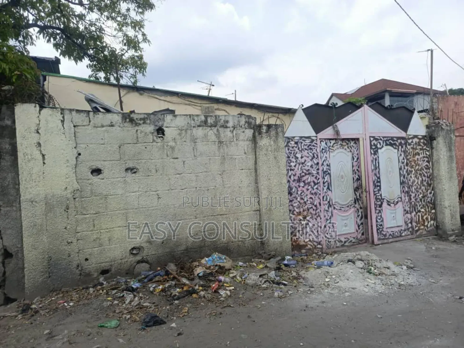 2chbre Villa dans Efobank, Nsele à Vendre