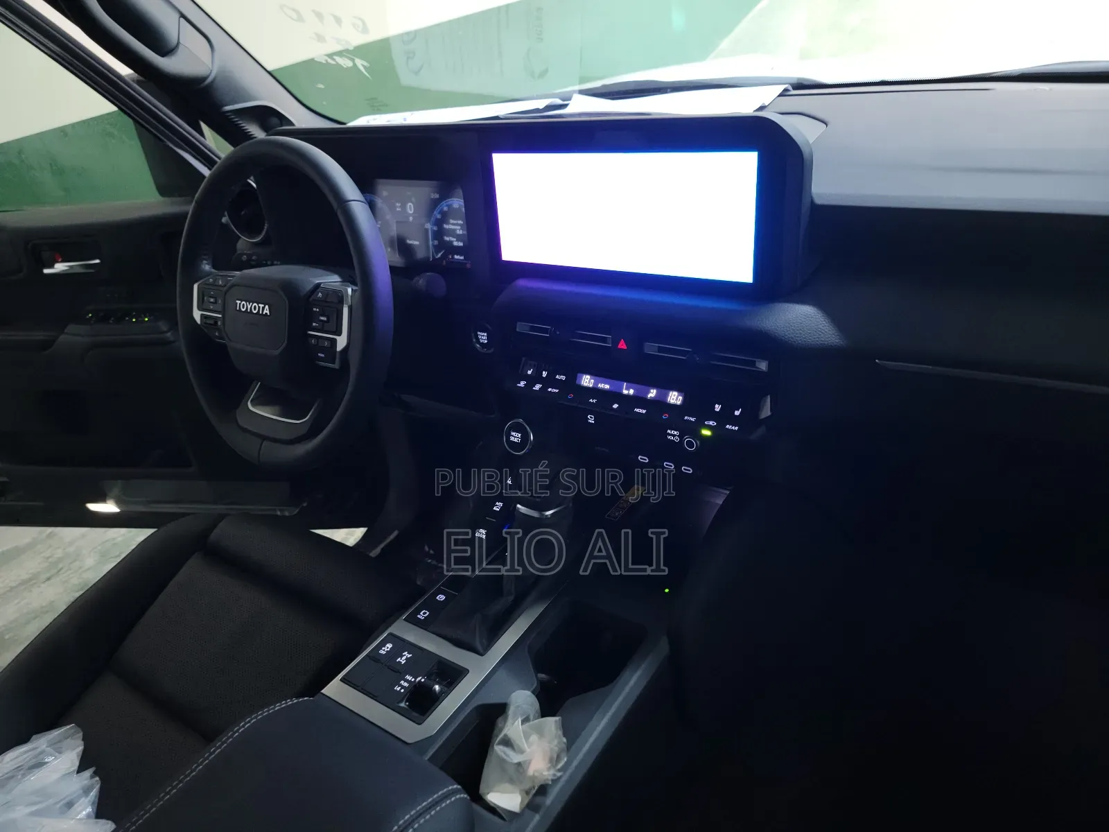Nouveau Toyota Land Cruiser Prado 2.4 Petrol 2025 Gris