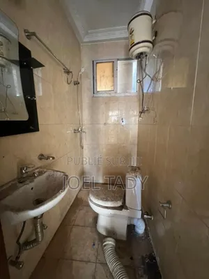 3chbre Appartement dans Empire Supreme, Kintambo à Louer