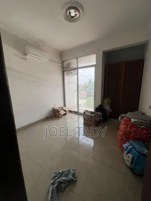 3chbre Appartement dans Empire Supreme, Kintambo à Louer