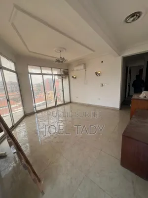3chbre Appartement dans Empire Supreme, Kintambo à Louer