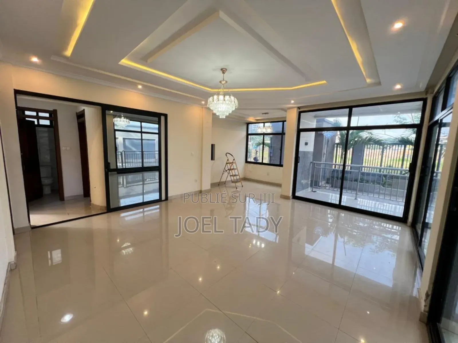 3chbre Appartement dans Empire Supreme, Ngaliema à Louer