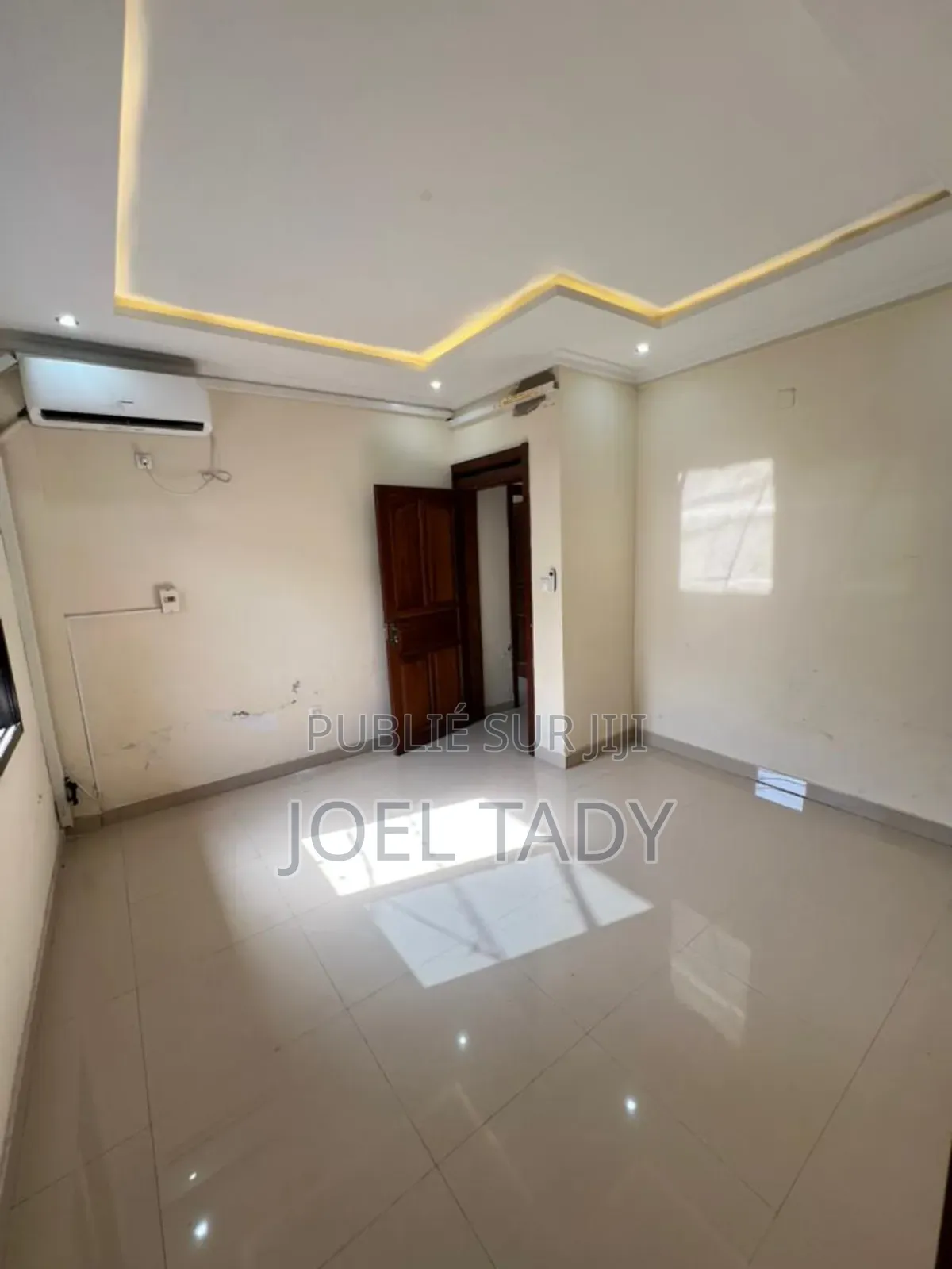 3chbre Appartement dans Empire Supreme, Ngaliema à Louer