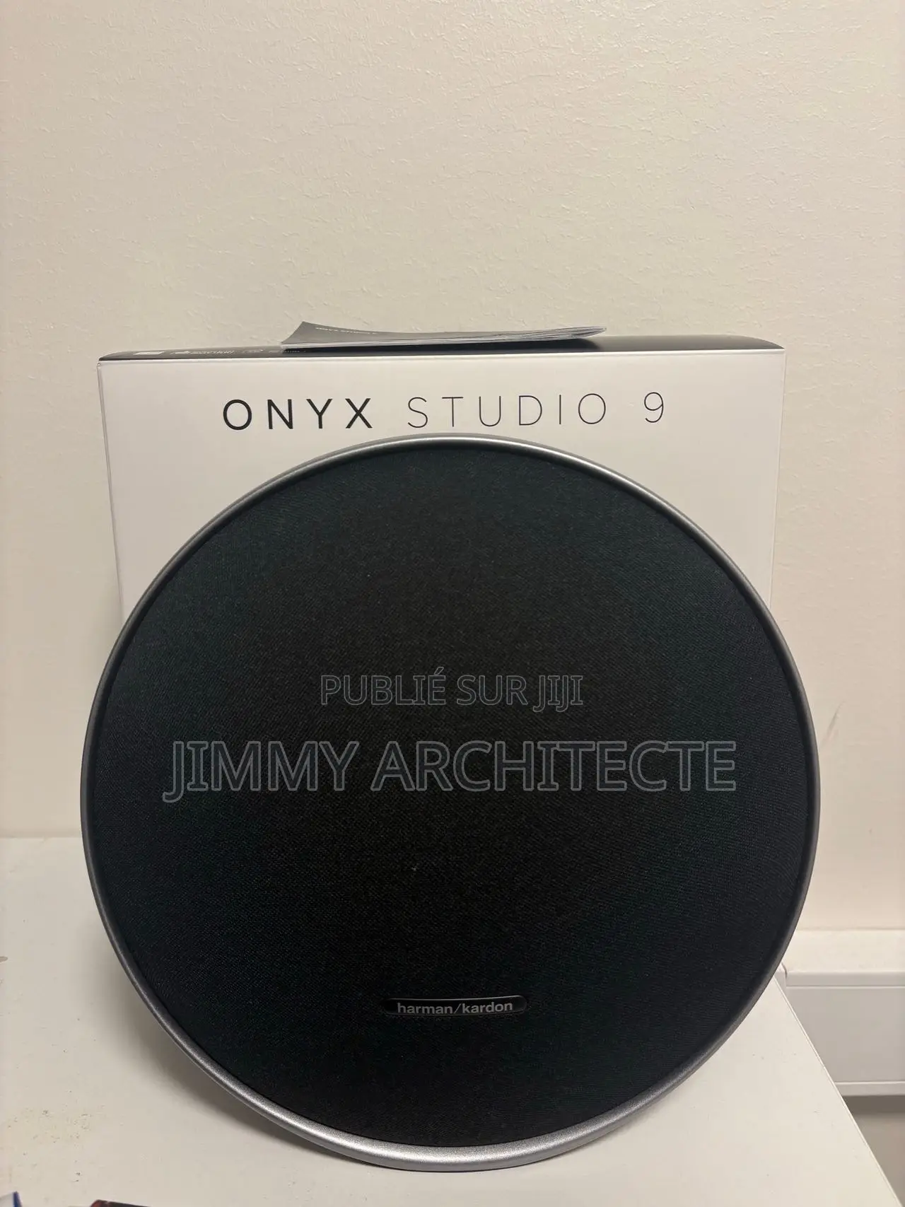 Onyx Studio 9