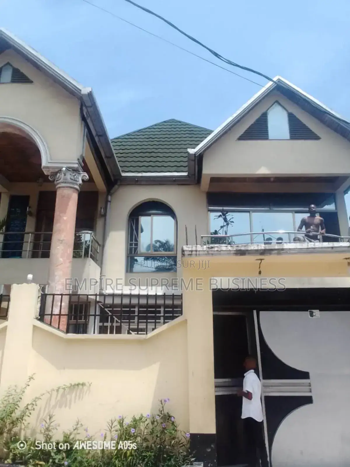 4chbre Villa dans Empire Supreme, Ngaliema à Vendre