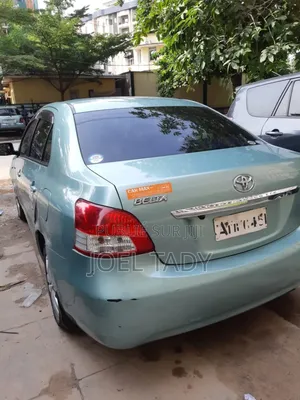 Toyota Belta 2006 Bleu
