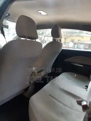 Toyota Belta 2006 Bleu