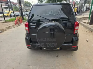 Toyota Rush 2014 Noir Mat