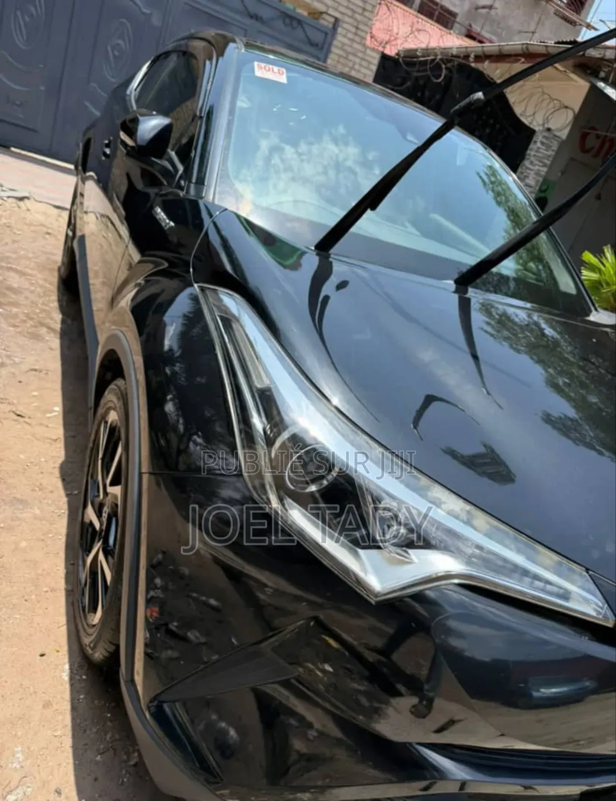 Toyota C-HR 2023 Bleu