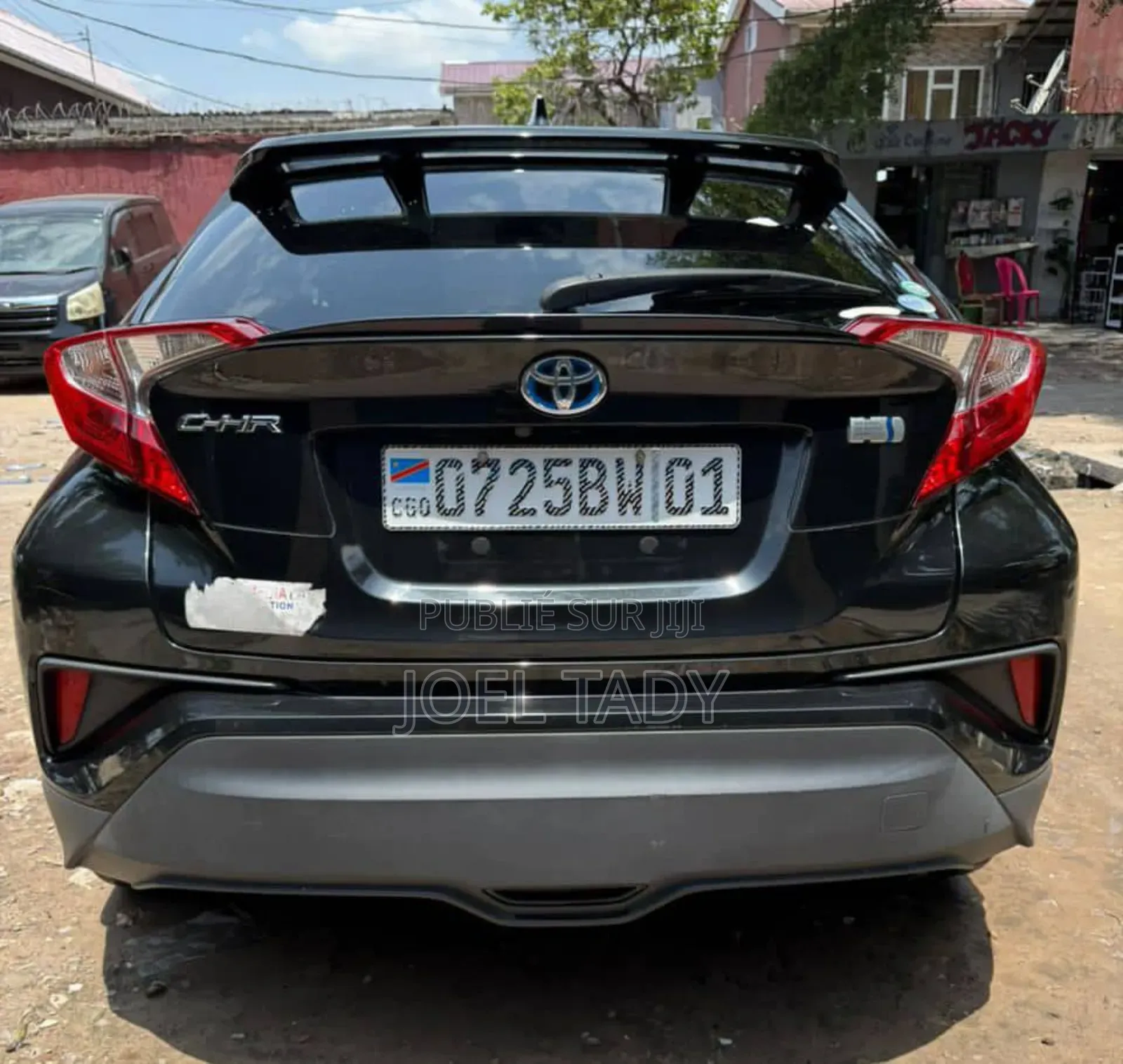 Toyota C-HR 2023 Bleu