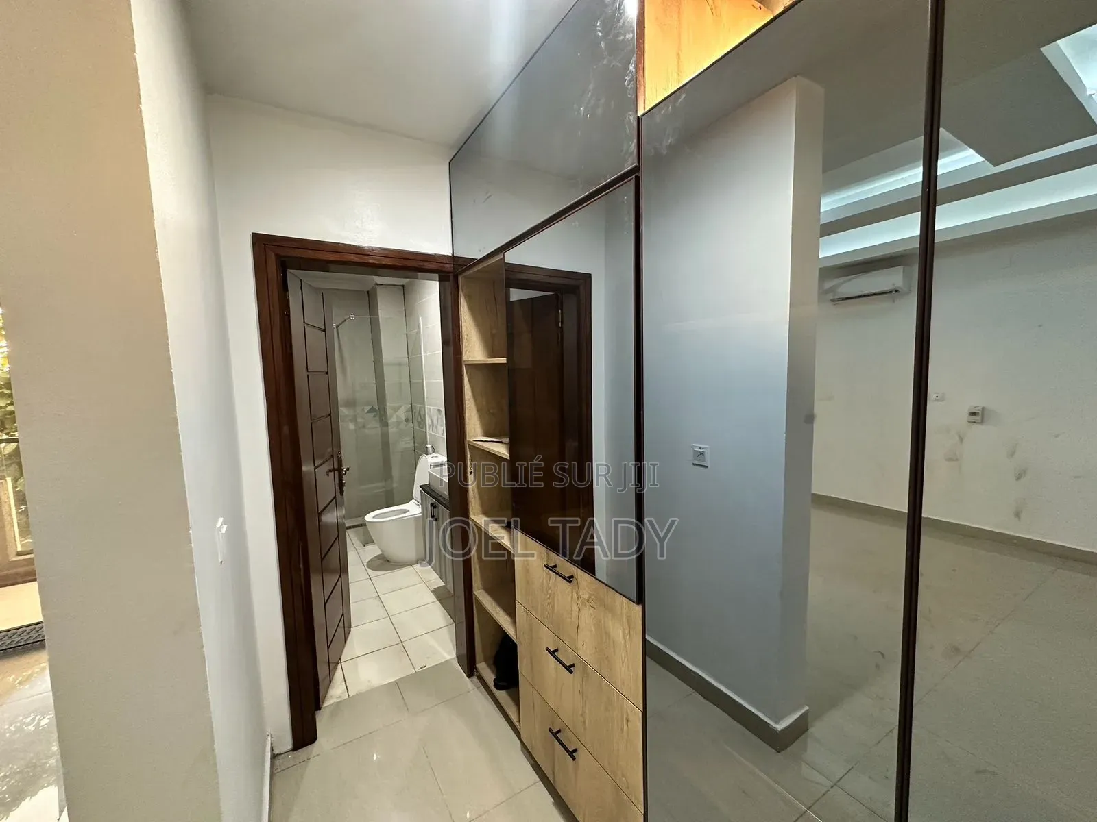 3chbre Appartement dans Empire Supreme, Ngaliema à Louer