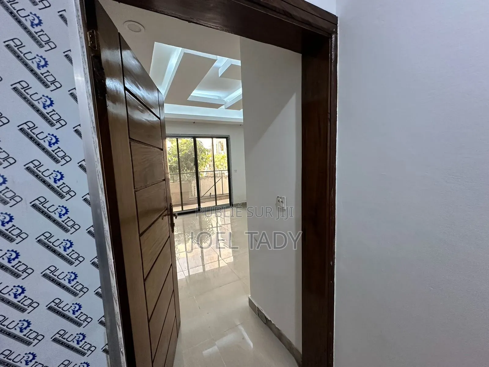 3chbre Appartement dans Empire Supreme, Ngaliema à Louer