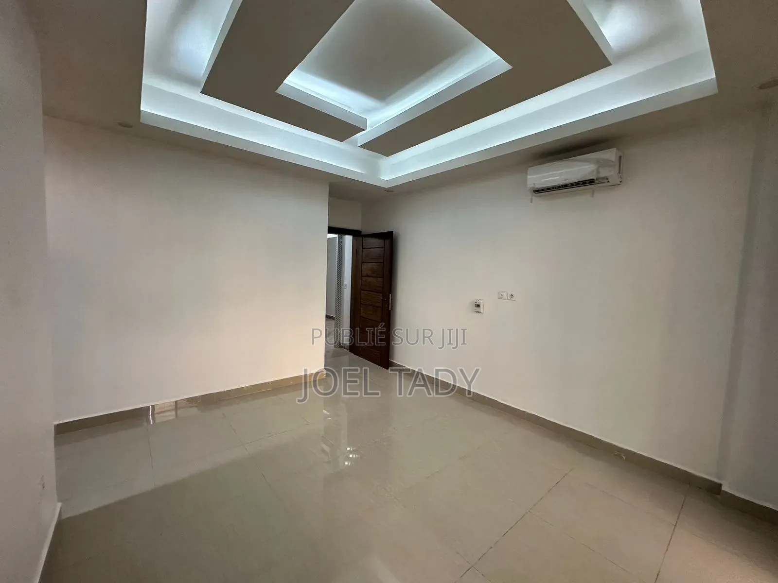 3chbre Appartement dans Empire Supreme, Ngaliema à Louer