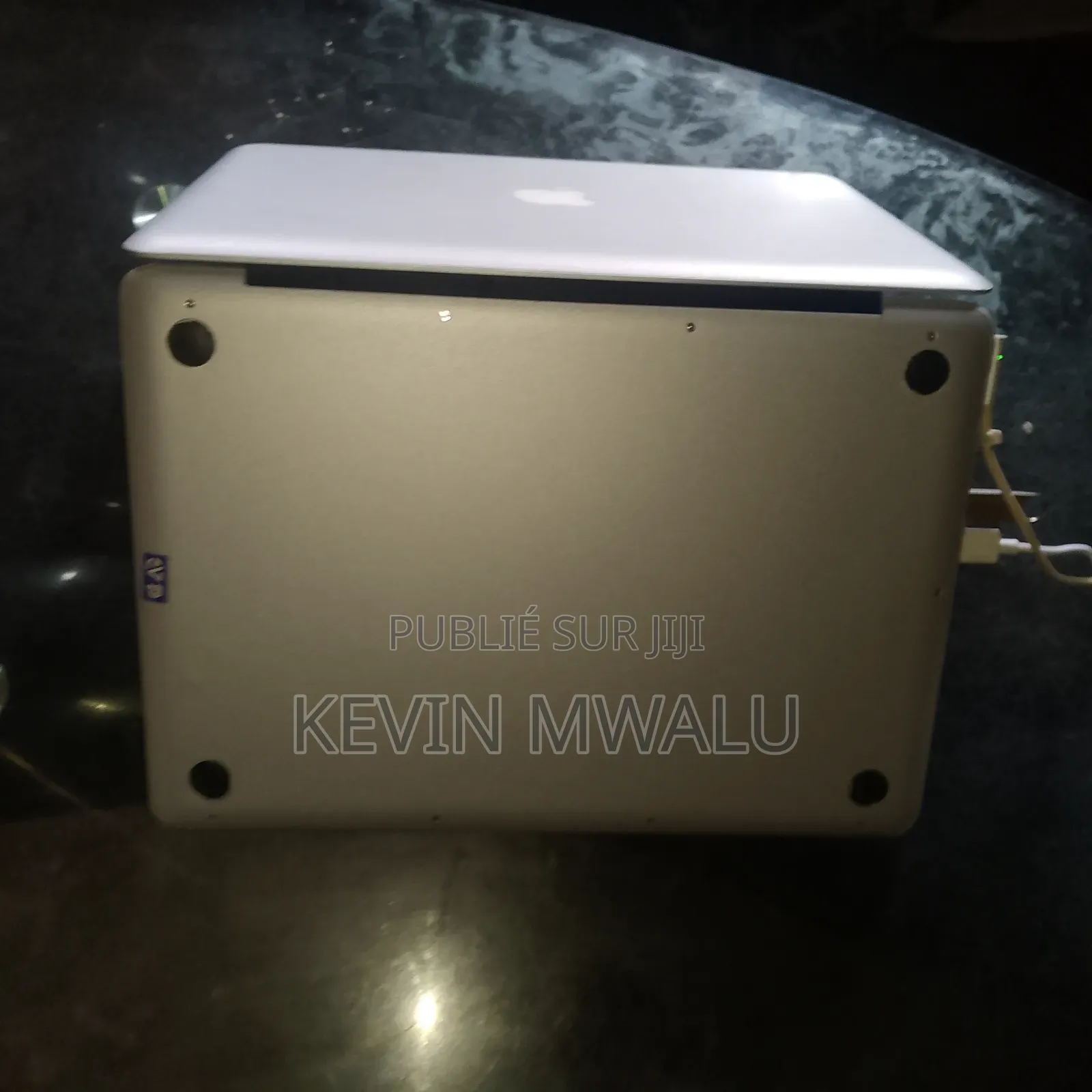 Nouveau Apple MacBook 2011 8GB Intel Core Ultra 5 HDD+SSD 160GB