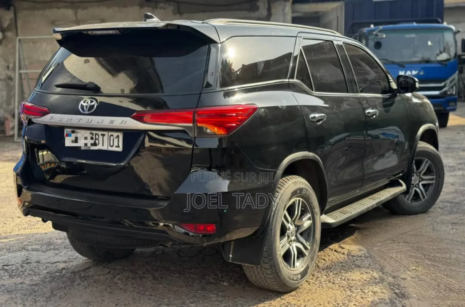 Toyota Fortuner 2023 Noir