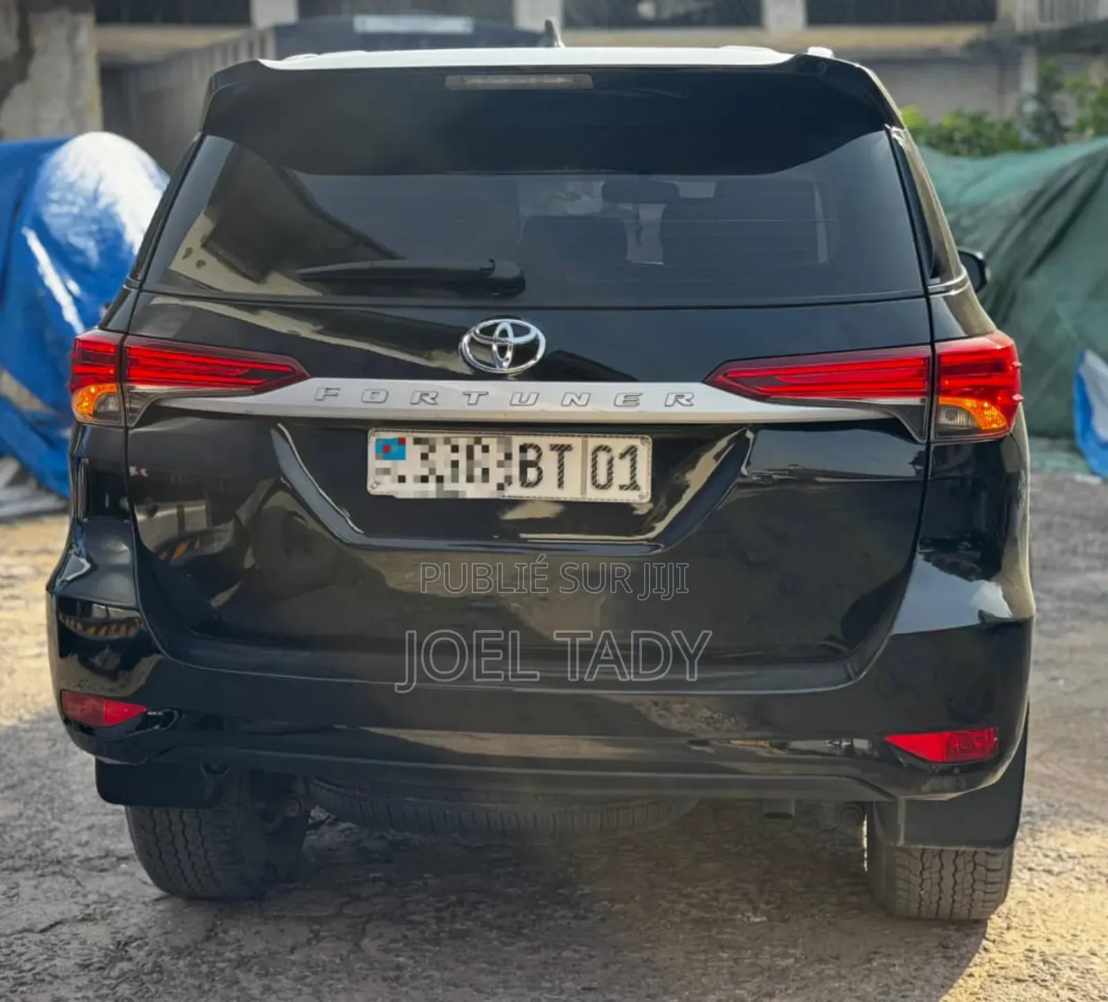 Toyota Fortuner 2023 Noir
