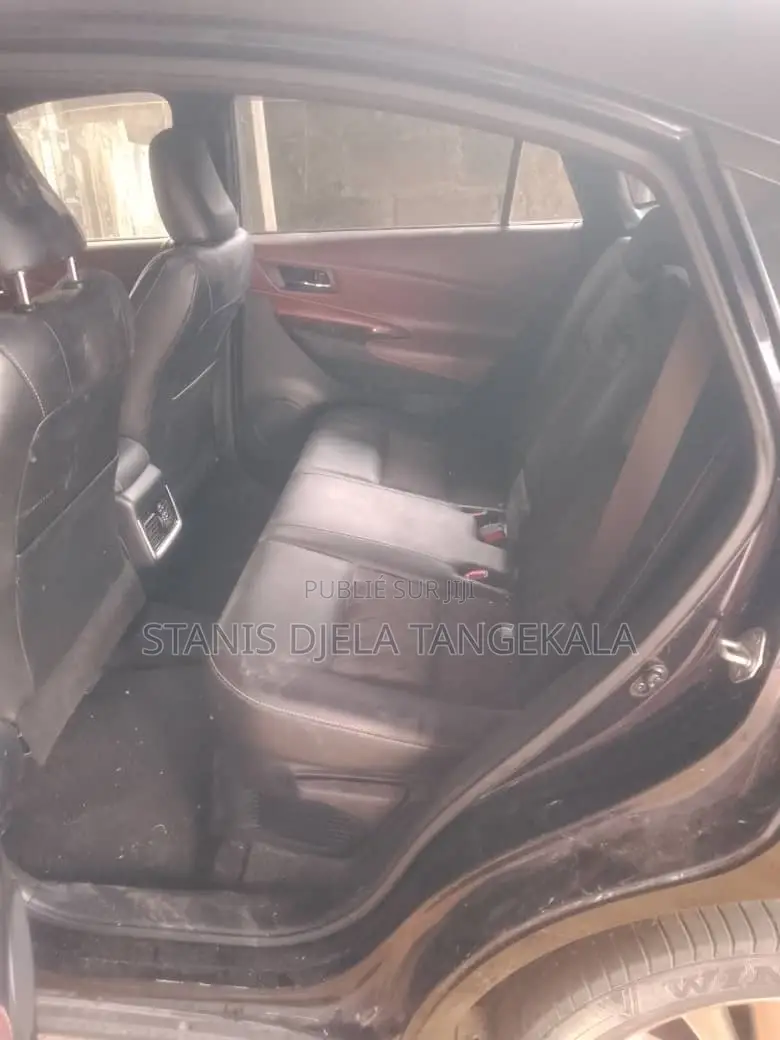 Nouveau Toyota Harrier Hybrid Z Leather Package 2024 Noir