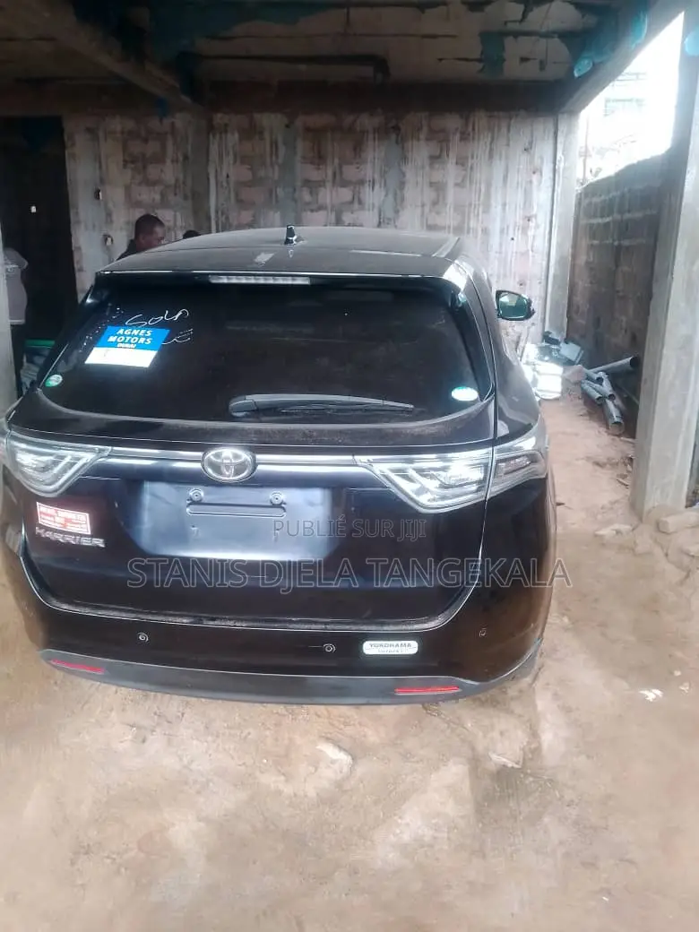 Nouveau Toyota Harrier Hybrid Z Leather Package 2024 Noir