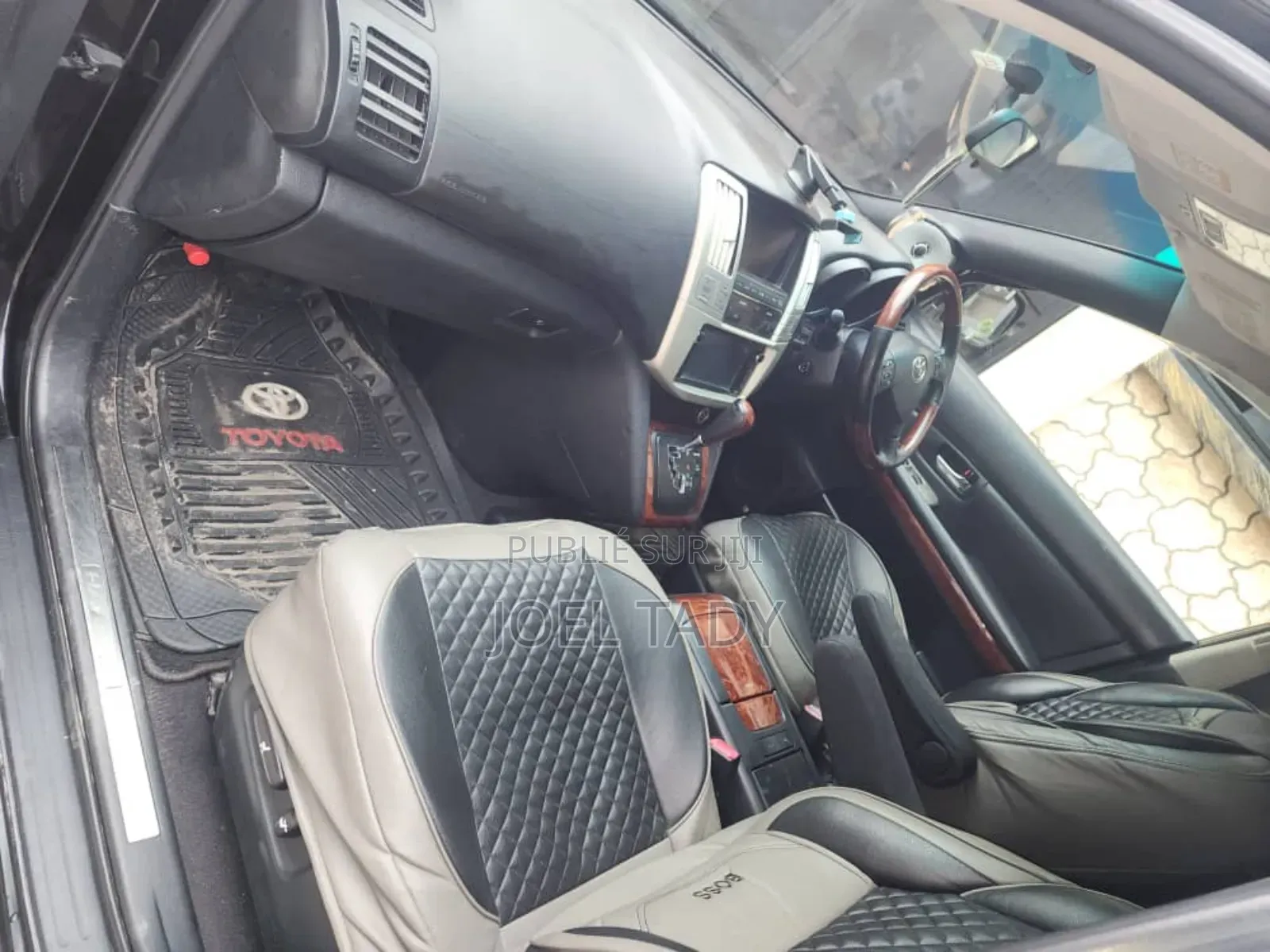 Toyota Harrier 2010 Noir