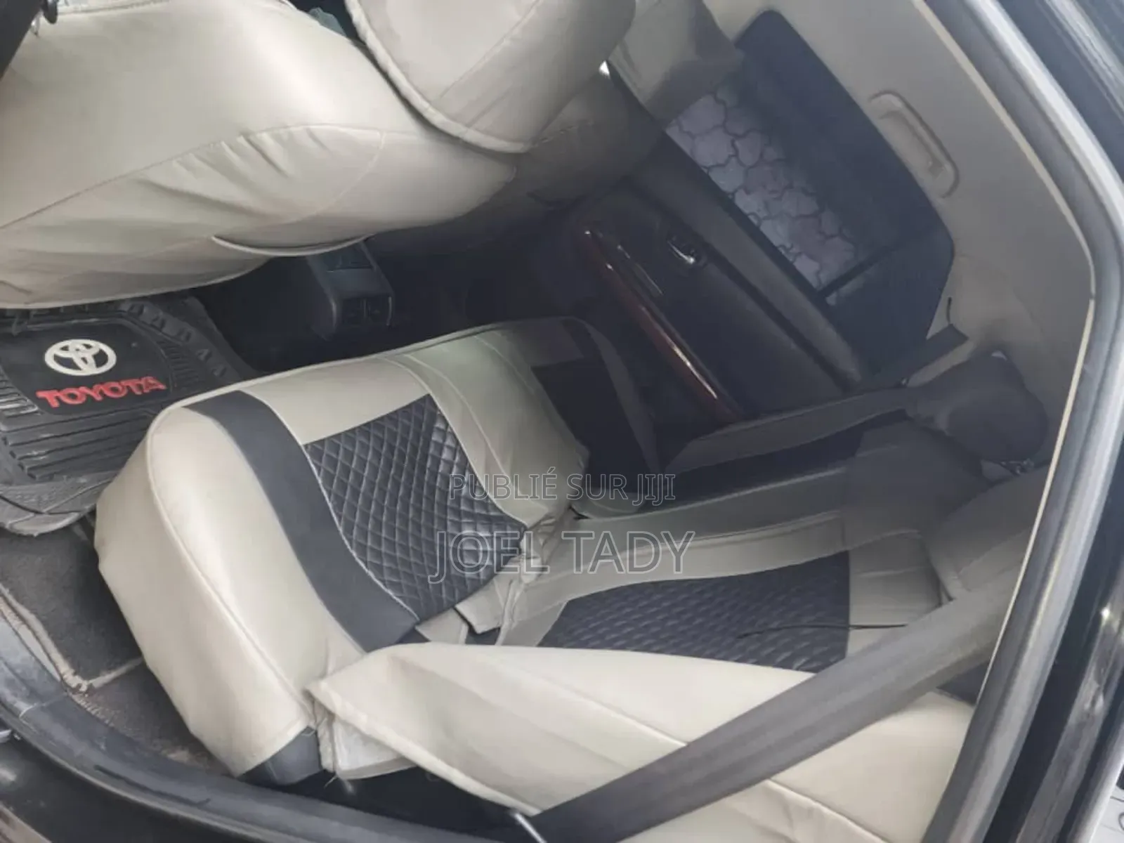 Toyota Harrier 2010 Noir