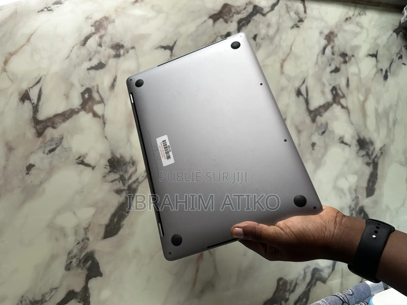 Nouveau Apple MacBook Pro 2016 16GB Intel Core 7 SSD 500GB