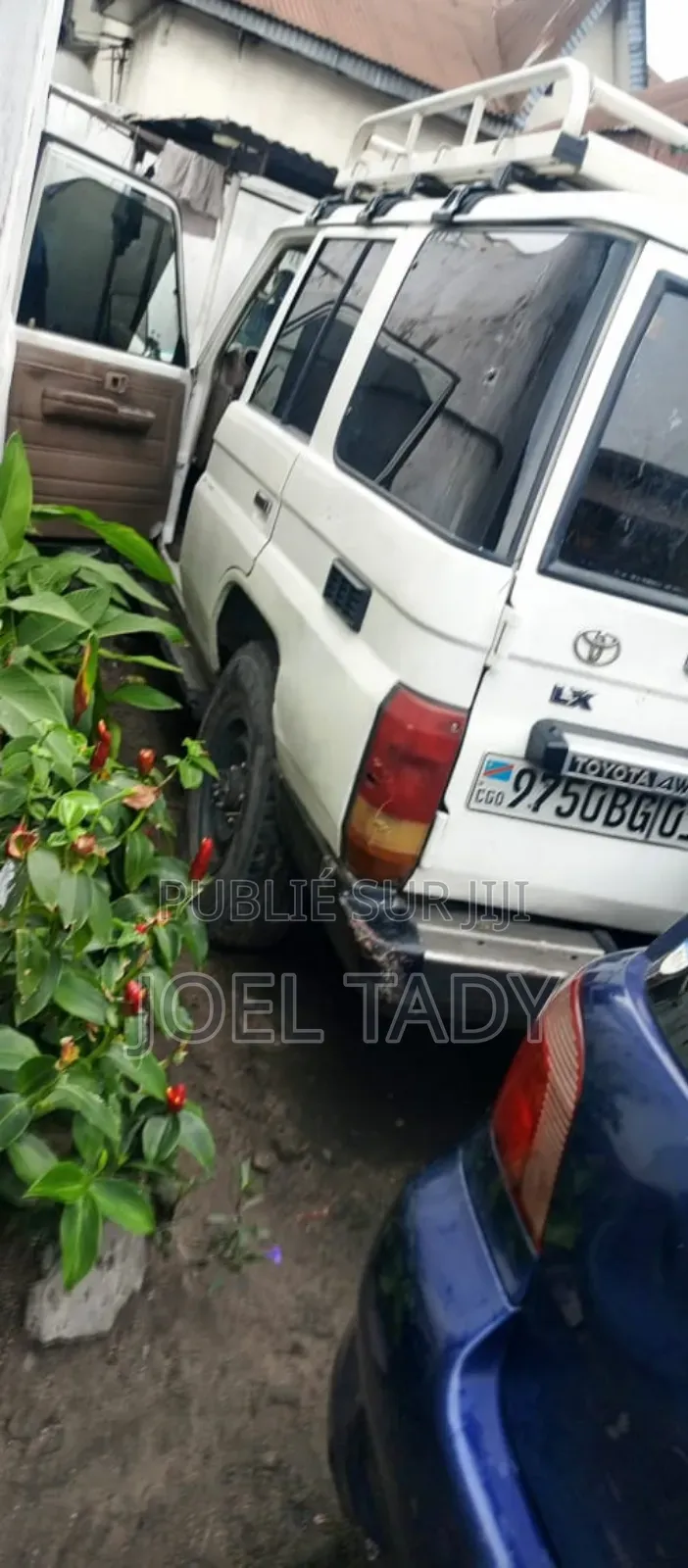 Toyota Land Cruiser 2007 Blanc