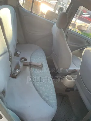 Toyota Vitz 2010 Gris