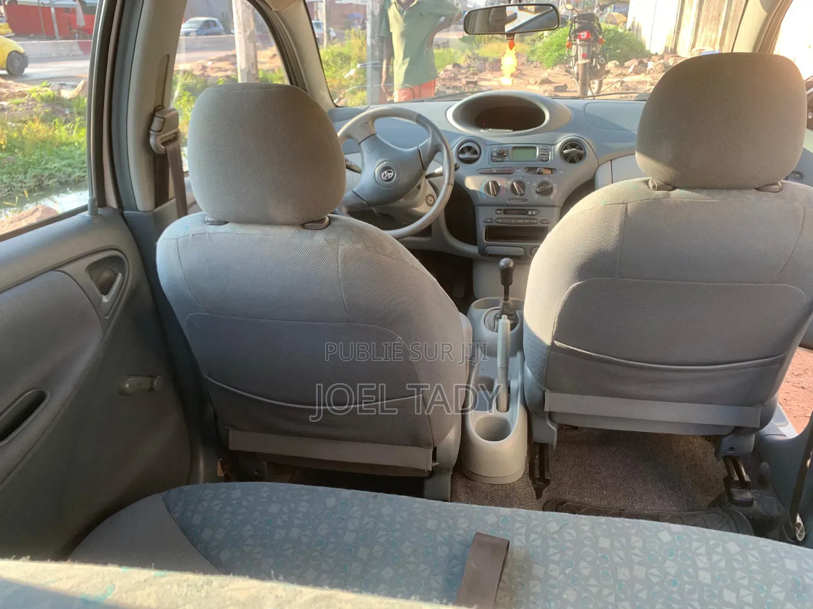 Toyota Vitz 2010 Gris