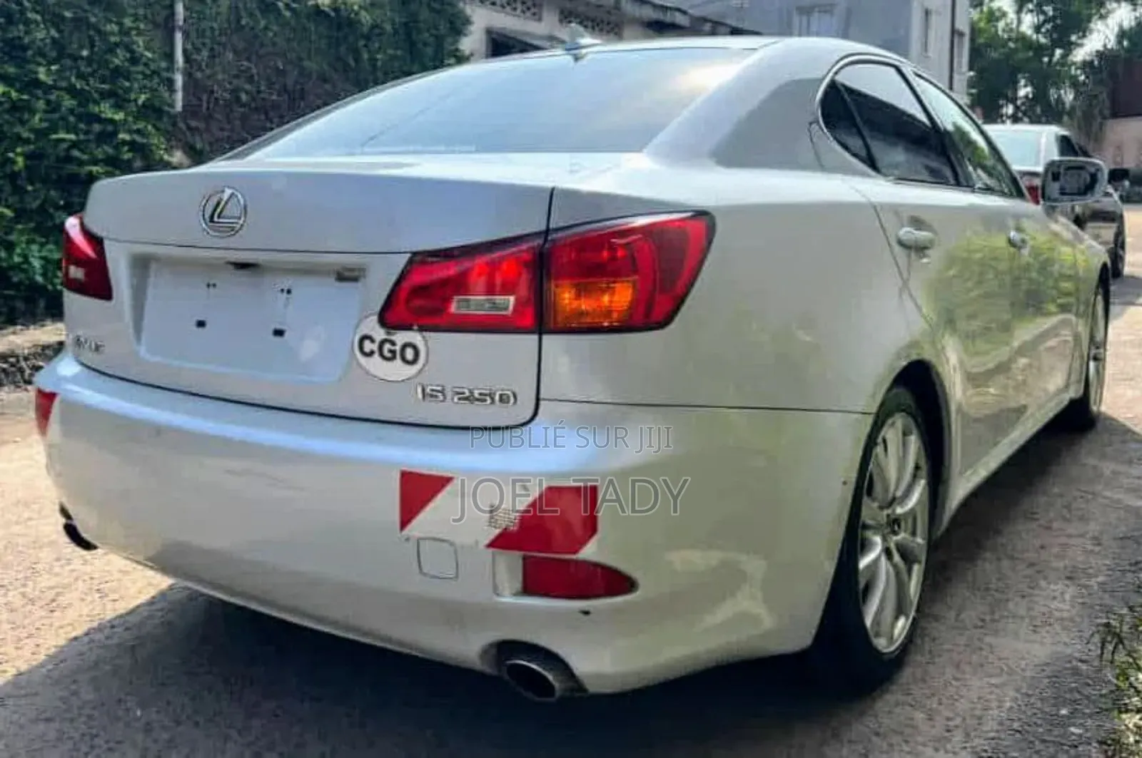 Toyota ISIS 2017 Beige