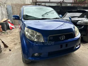 Toyota Rush 2010 Bleu