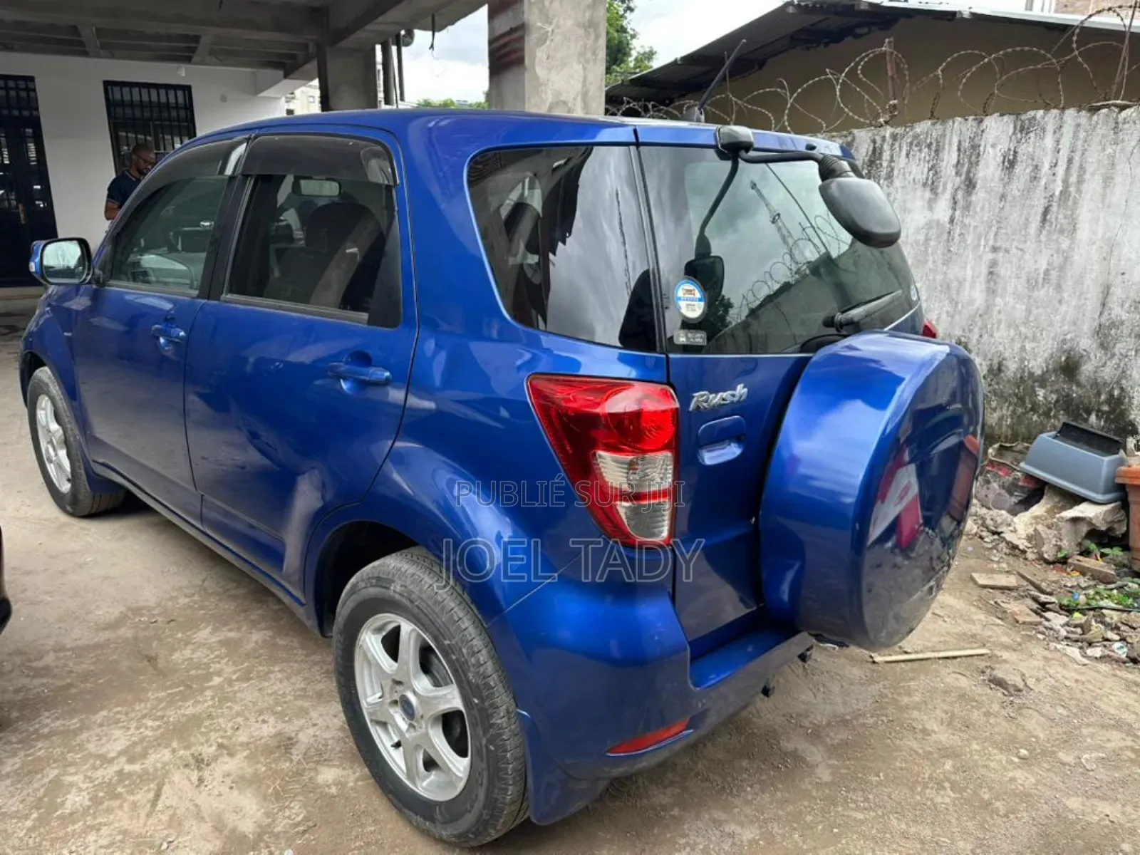 Toyota Rush 2010 Bleu
